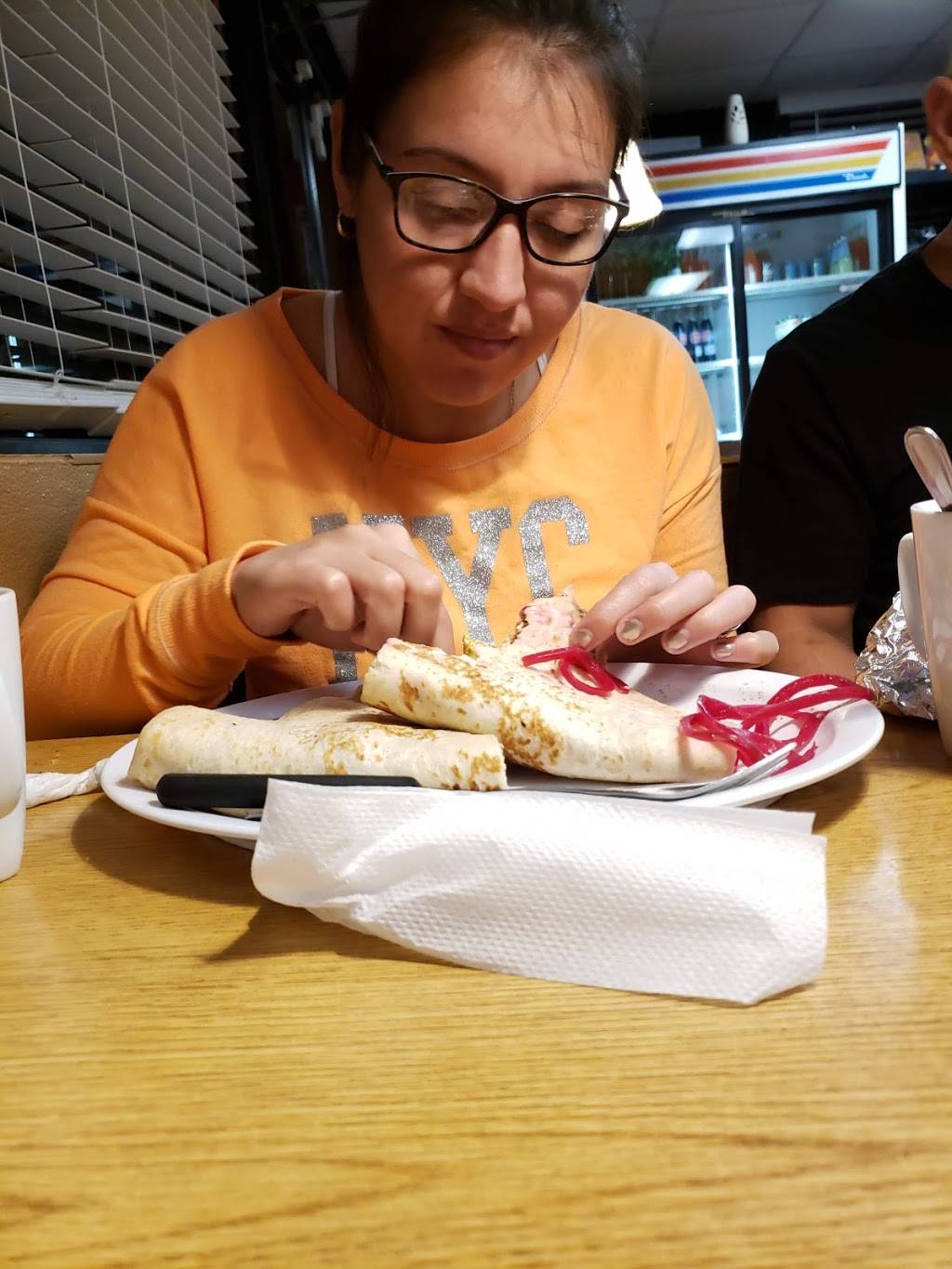 Parilla Catracha | restaurant | E Lancaster Ave, Fort Worth, TX 76103, USA | 8177207001 OR +1 817-720-7001