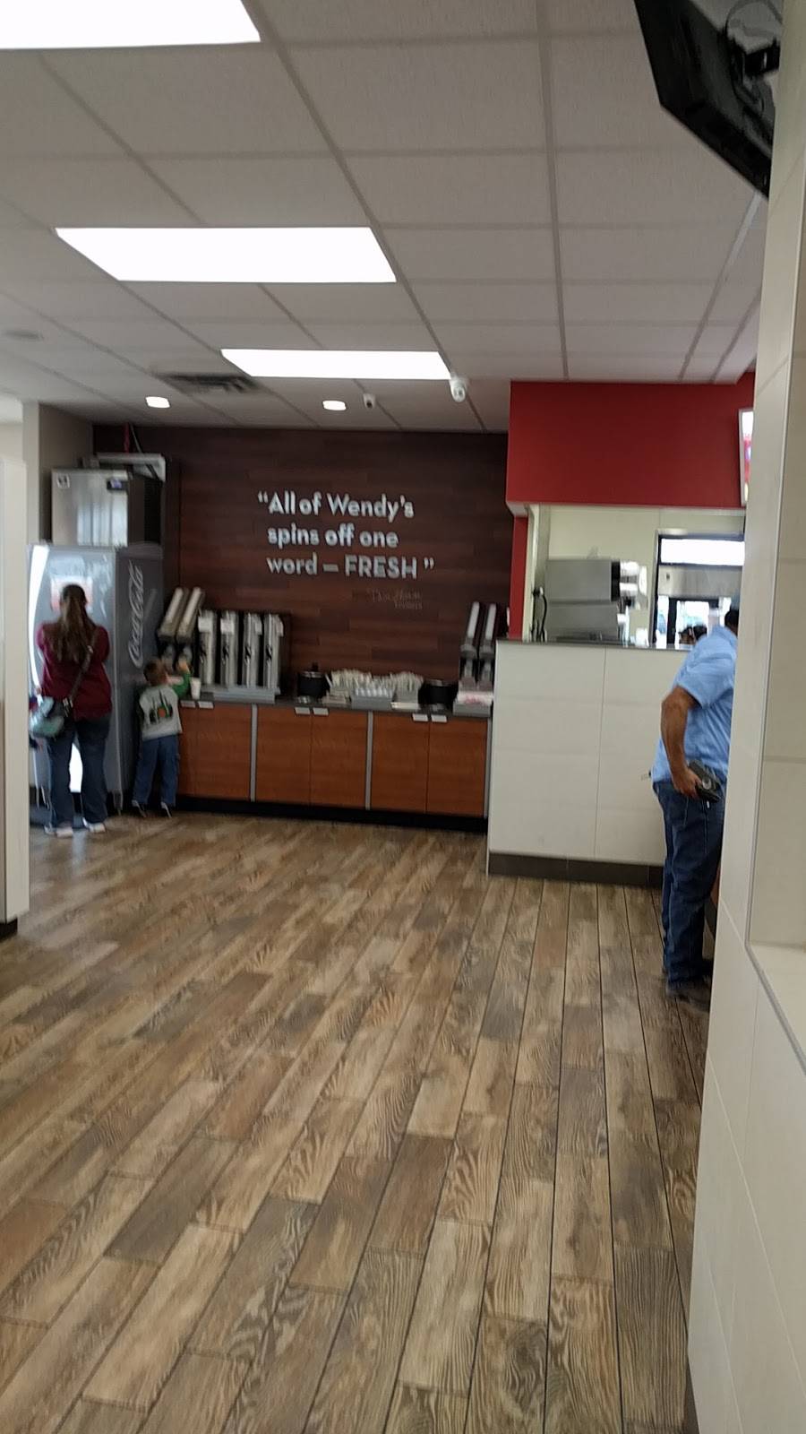Wendys | restaurant | 3507 N Navarro St, Victoria, TX 77901, USA | 3615416021 OR +1 361-541-6021