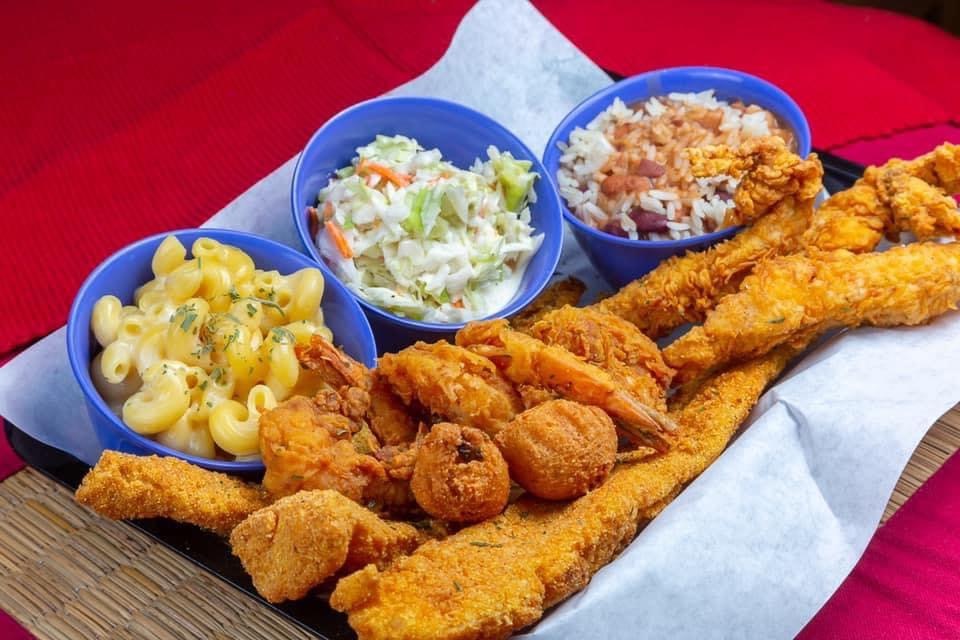 Sam’s Southern Eatery | restaurant | 105 NW 12th St, Moore, OK 73160, USA | 4057357537 OR +1 405-735-7537