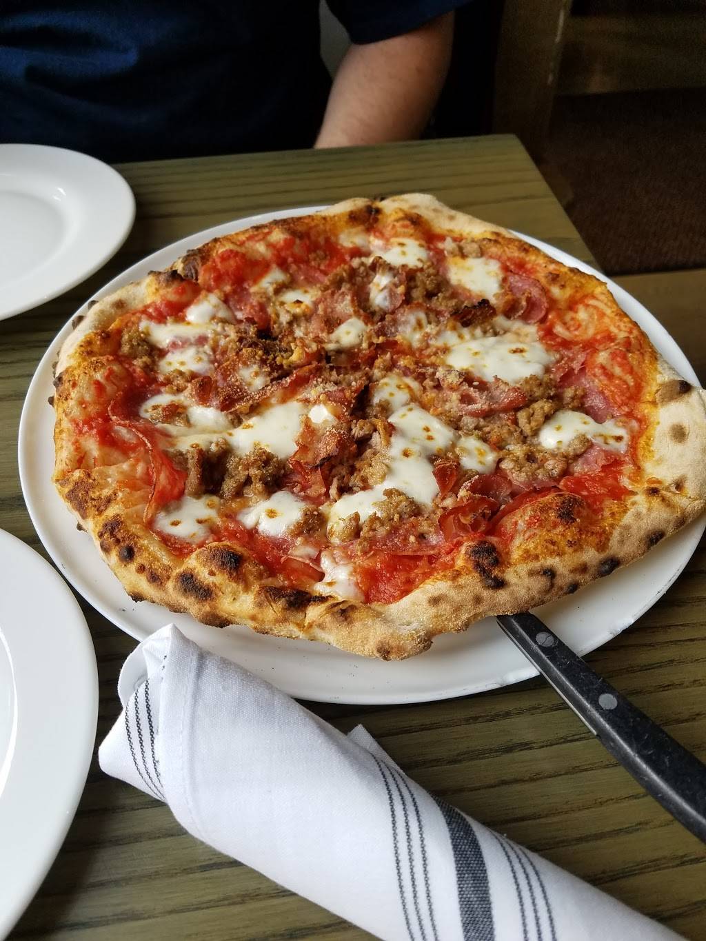 Dinotto (Pasta e Pizza) | meal takeaway | 1551 N Wells St, Chicago, IL 60610, USA | 3122020302 OR +1 312-202-0302