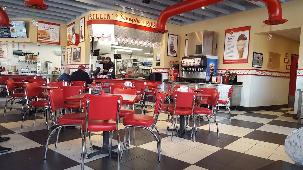 Hamburger Freddys | restaurant | 401 Holiday Dr, Ardmore, OK 73401, USA | 5803197679 OR +1 580-319-7679