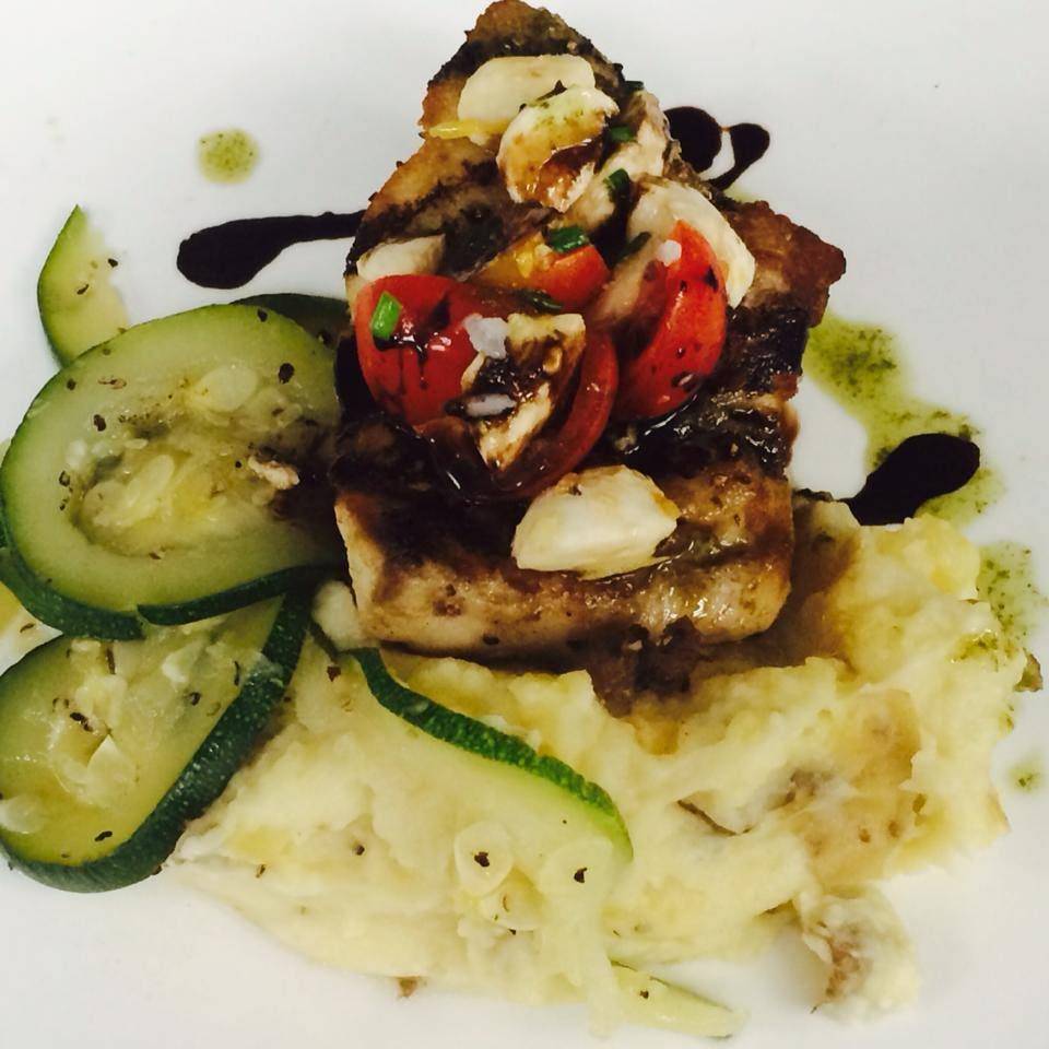 The Island Grille | restaurant | 401 Money Island Dr, Atlantic Beach, NC 28512, USA | 2522400000 OR +1 252-240-0000