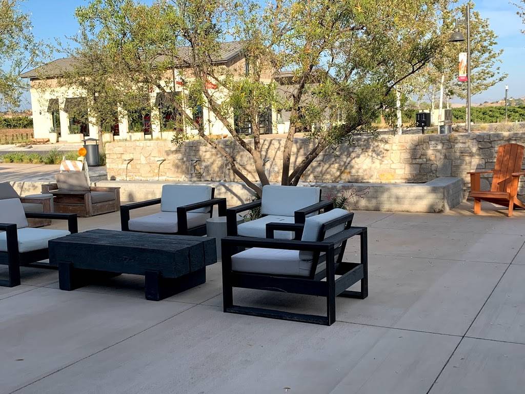 Axis Coffee Bar + Eatery | cafe | 4150 Town Center Blvd #102, Madera, CA 93636, USA | 5597955450 OR +1 559-795-5450