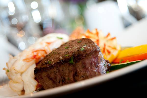 Memories at the Tradition | restaurant | 37 Harrison Rd, Wallingford, CT 06492, USA | 2032696023 OR +1 203-269-6023