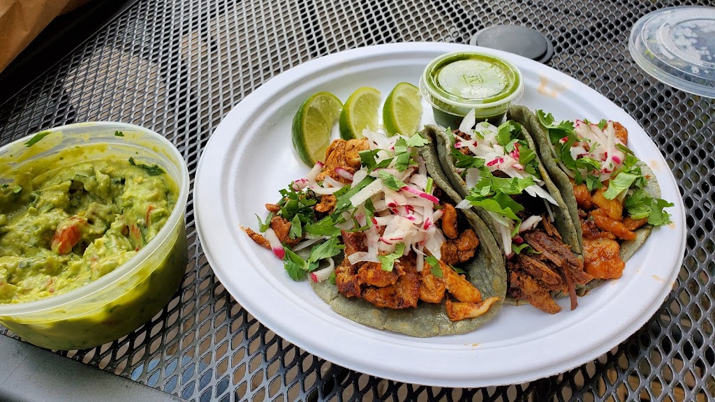 El Travieso taqueria | restaurant | 4953 Xerxes Ave S, Minneapolis, MN 55410, USA | 6129229235 OR +1 612-922-9235