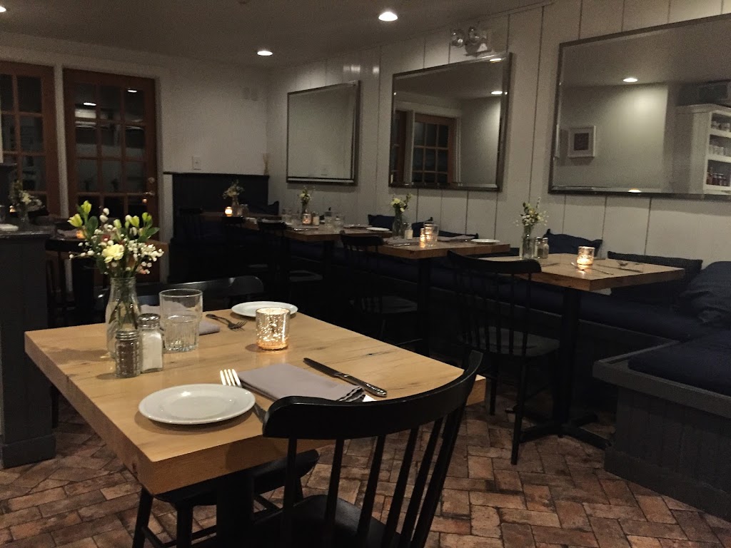 Island Kitchen | restaurant | 1 Chins Way, Nantucket, MA 02554, USA | 5082282639 OR +1 508-228-2639