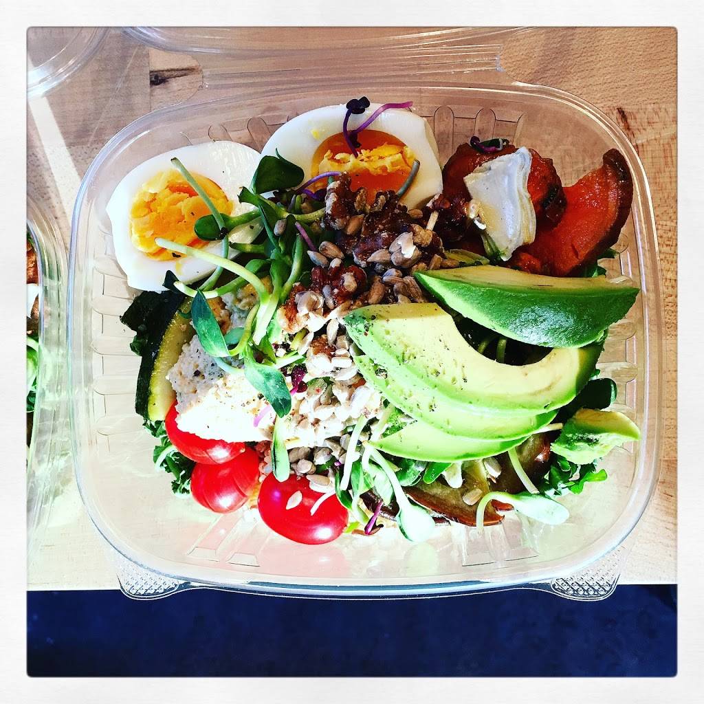 Auntie Dee Dees Homemade Vt Baked Goods | restaurant | 185 Mountain Rd, East Burke, VT 05832, USA | 8025351206 OR +1 802-535-1206