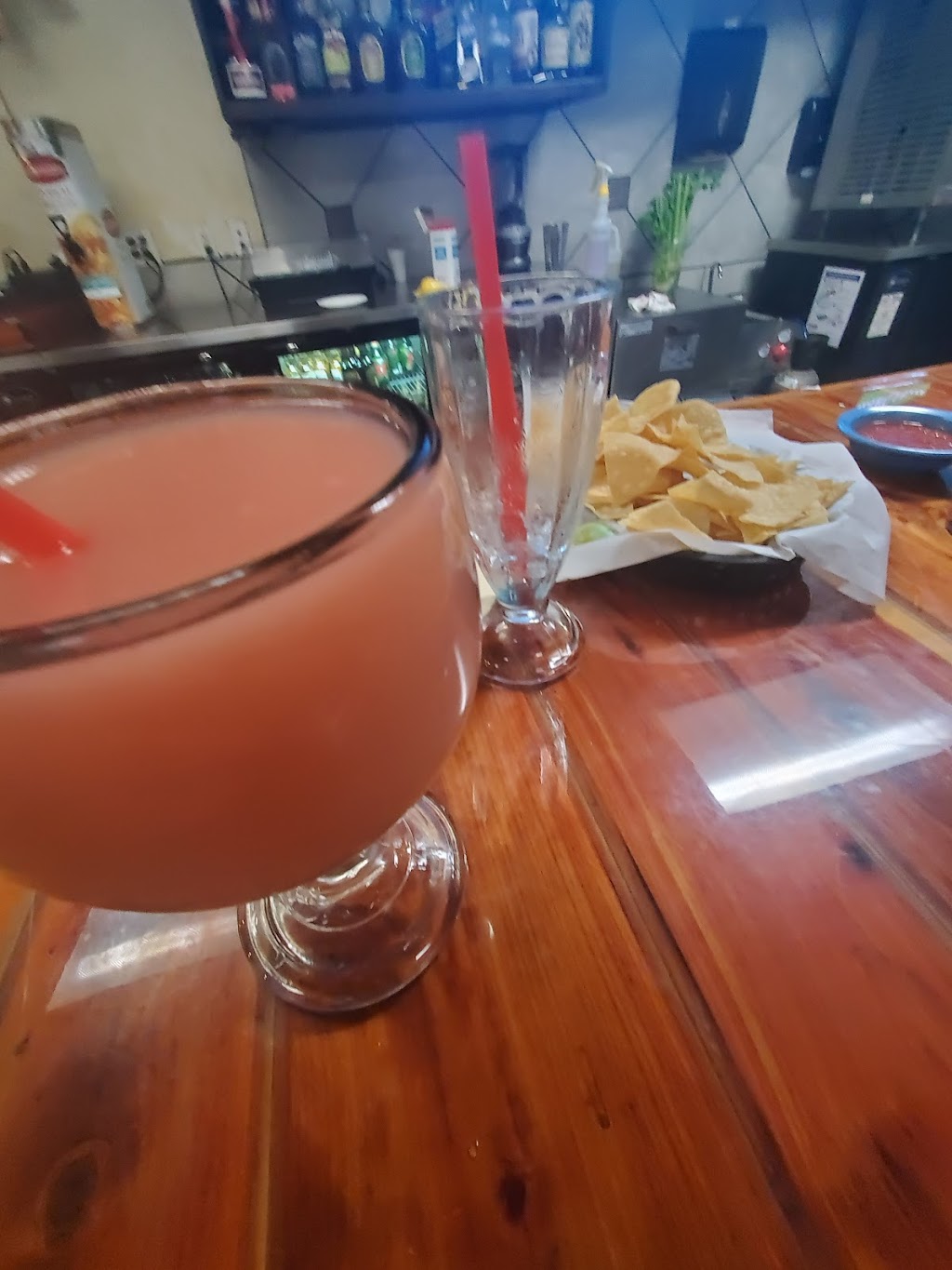 Avocados Monroe | restaurant | 905 N 18th St, Monroe, LA 71201, USA | 3186006629 OR +1 318-600-6629