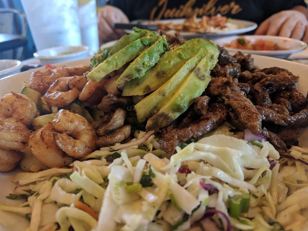 Wahoos Fish Taco | restaurant | 23572 El Toro Rd D, Lake Forest, CA 92630, USA | 9498307386 OR +1 949-830-7386