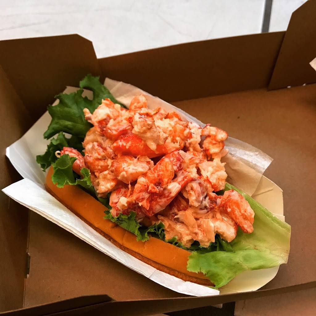 Johns Footlong | restaurant | 309 Commercial St # 5, Provincetown, MA 02657, USA | 5084877434 OR +1 508-487-7434