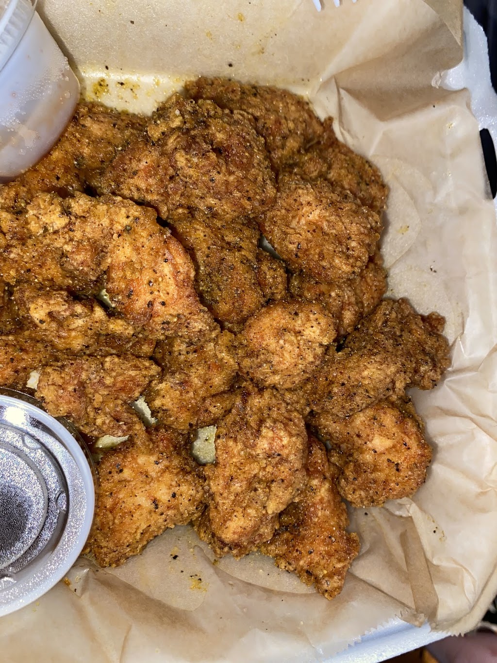 Burgerfan | restaurant | 3330 Piedmont Rd NE STE15, Atlanta, GA 30305, USA | 4042336700 OR +1 404-233-6700