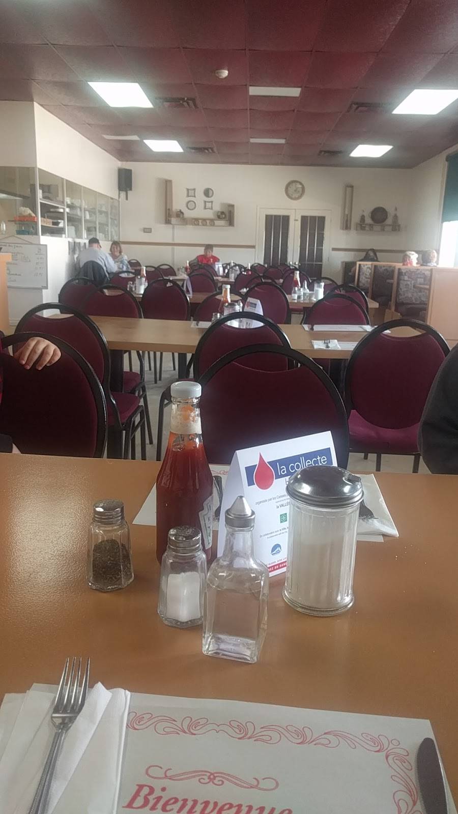 Restaurant Cafe Boulevard | restaurant | 197 Bd Desjardins, Maniwaki, QC J9E 2C9, Canada | 8194492427 OR +1 819-449-2427