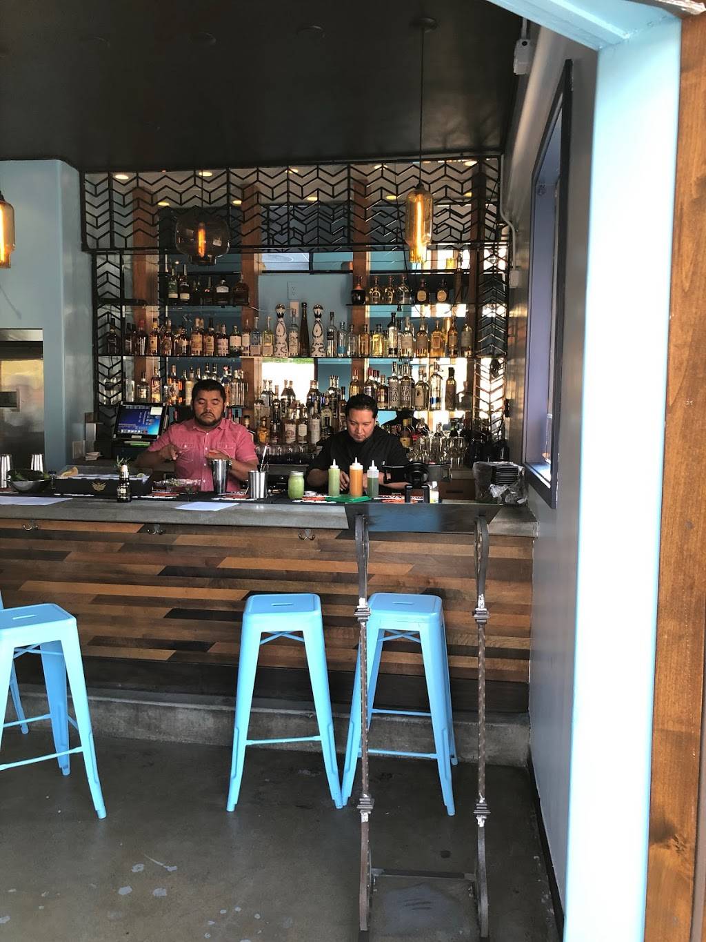 Cevichería Nais | restaurant | 224 E 3rd St, Santa Ana, CA 92701, USA | 6572316005 OR +1 657-231-6005