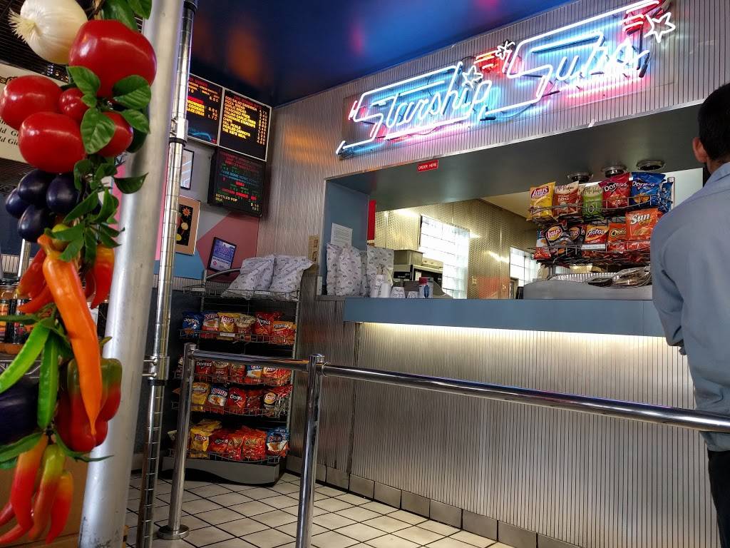 Starship Restaurant & Catering | restaurant | 7618 Madison St, Forest Park, IL 60130, USA | 7087713016 OR +1 708-771-3016