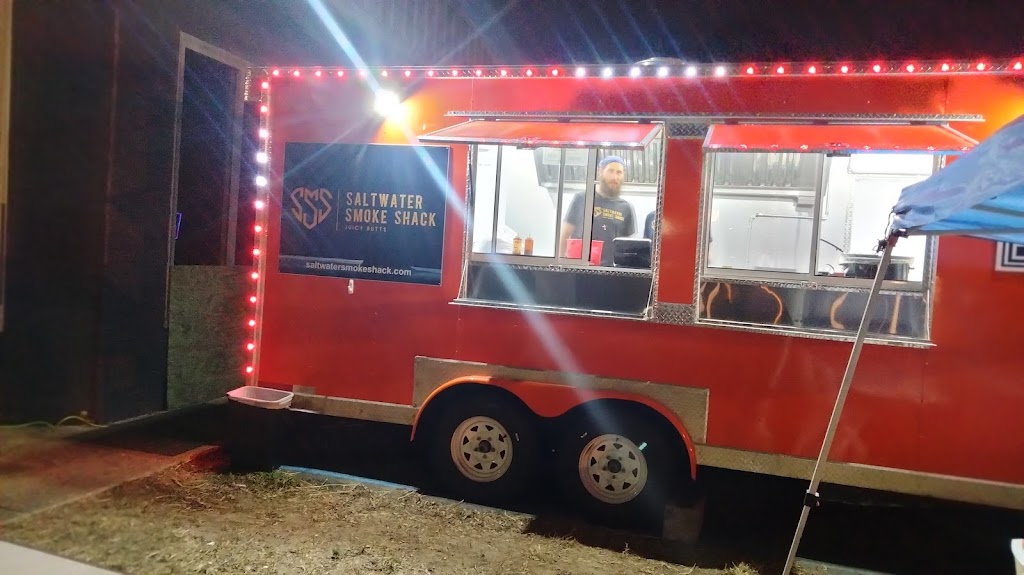 Saltwater Smoke Shack | restaurant | 102 Eglin Pkwy SE, Fort Walton Beach, FL 32548, USA | 8509707258 OR +1 850-970-7258