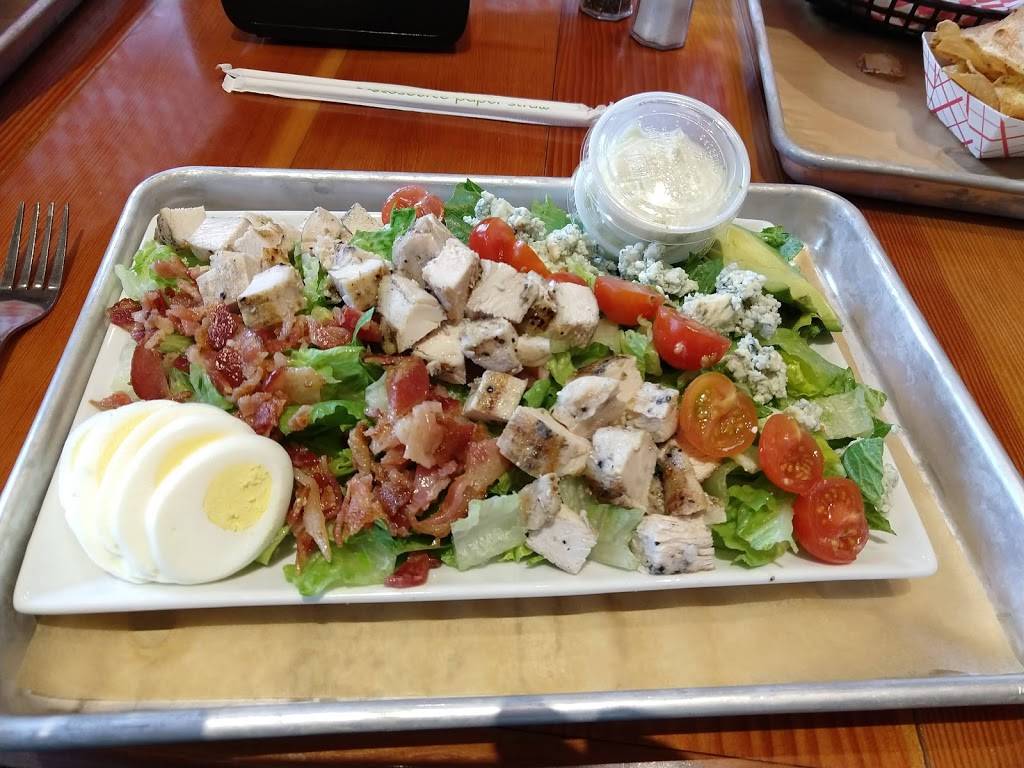 Cascade Grill | restaurant | 4001 SW Canyon Rd, Portland, OR 97221, USA | 5032261561 OR +1 503-226-1561