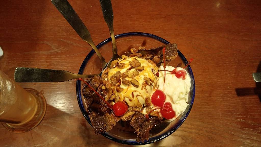 Red Lobster | restaurant | 10854 E Alameda Ave, Aurora, CO 80012, USA | 3033436161 OR +1 303-343-6161