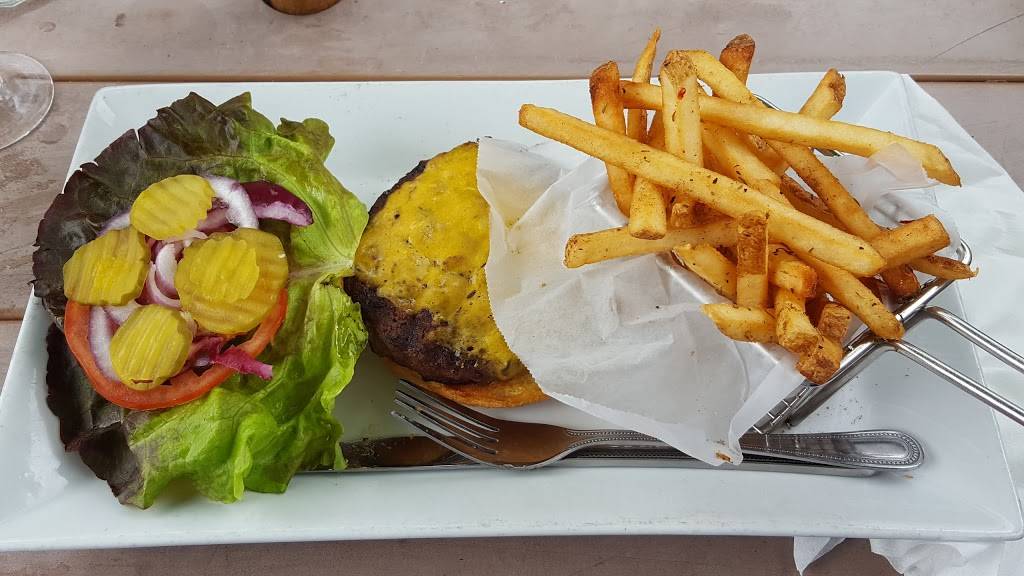 Tarpon Turtle Grill & Marina | restaurant | 1513 Lake Tarpon Ave, Tarpon Springs, FL 34689, USA | 7279405360 OR +1 727-940-5360