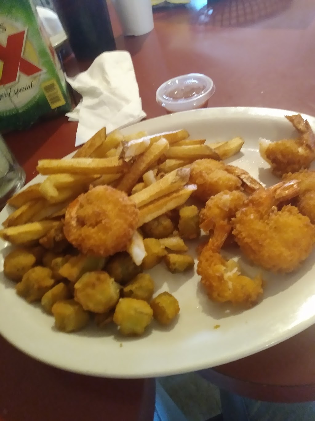 Sportmans Club | restaurant | 3310 Lake County Road 252, Colorado City, TX 79512, USA | 3257285324 OR +1 325-728-5324