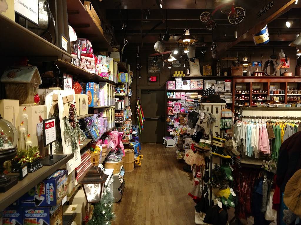 Cracker Barrel Old Country Store | restaurant | 7225 George T Edwards Dr, Melbourne, FL 32940, USA | 3212420350 OR +1 321-242-0350