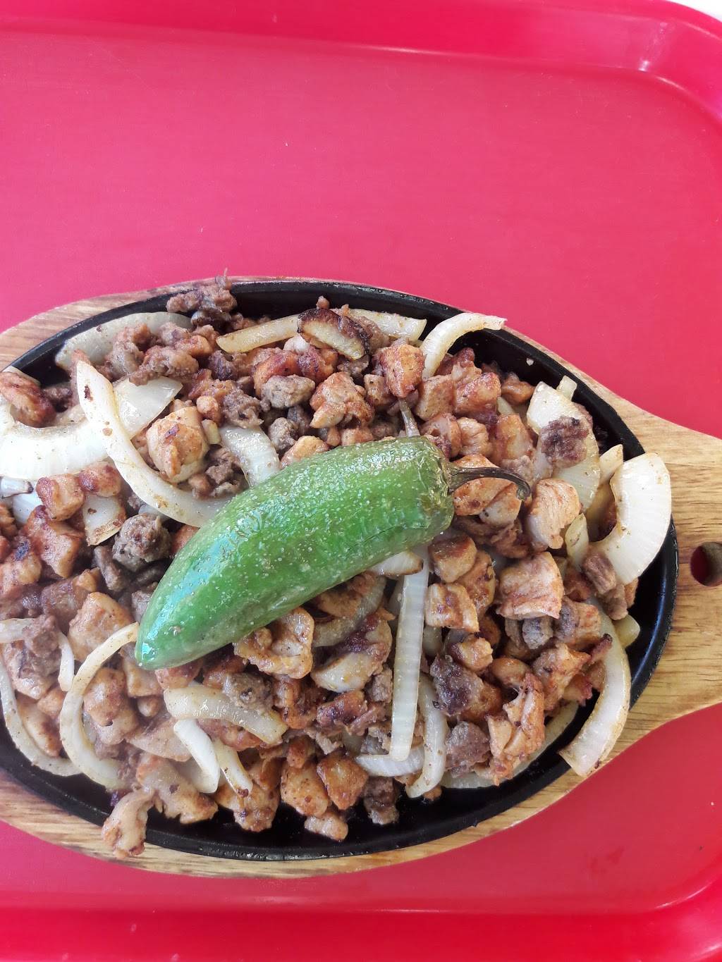 El Forastero Mexican Food | restaurant | 522 N Wilson Way, Stockton, CA 95205, USA | 2094645695 OR +1 209-464-5695