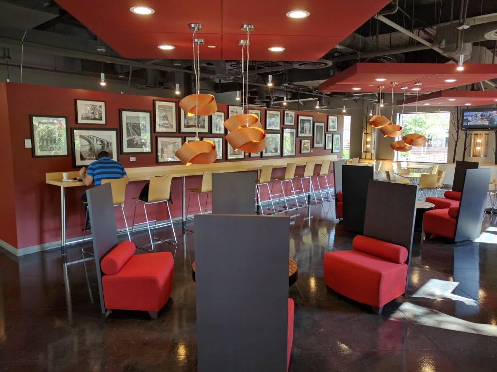 Zainas Deli & Café | restaurant | 11190 Sunrise Valley Dr, Reston, VA 20191, USA | 7038602700 OR +1 703-860-2700