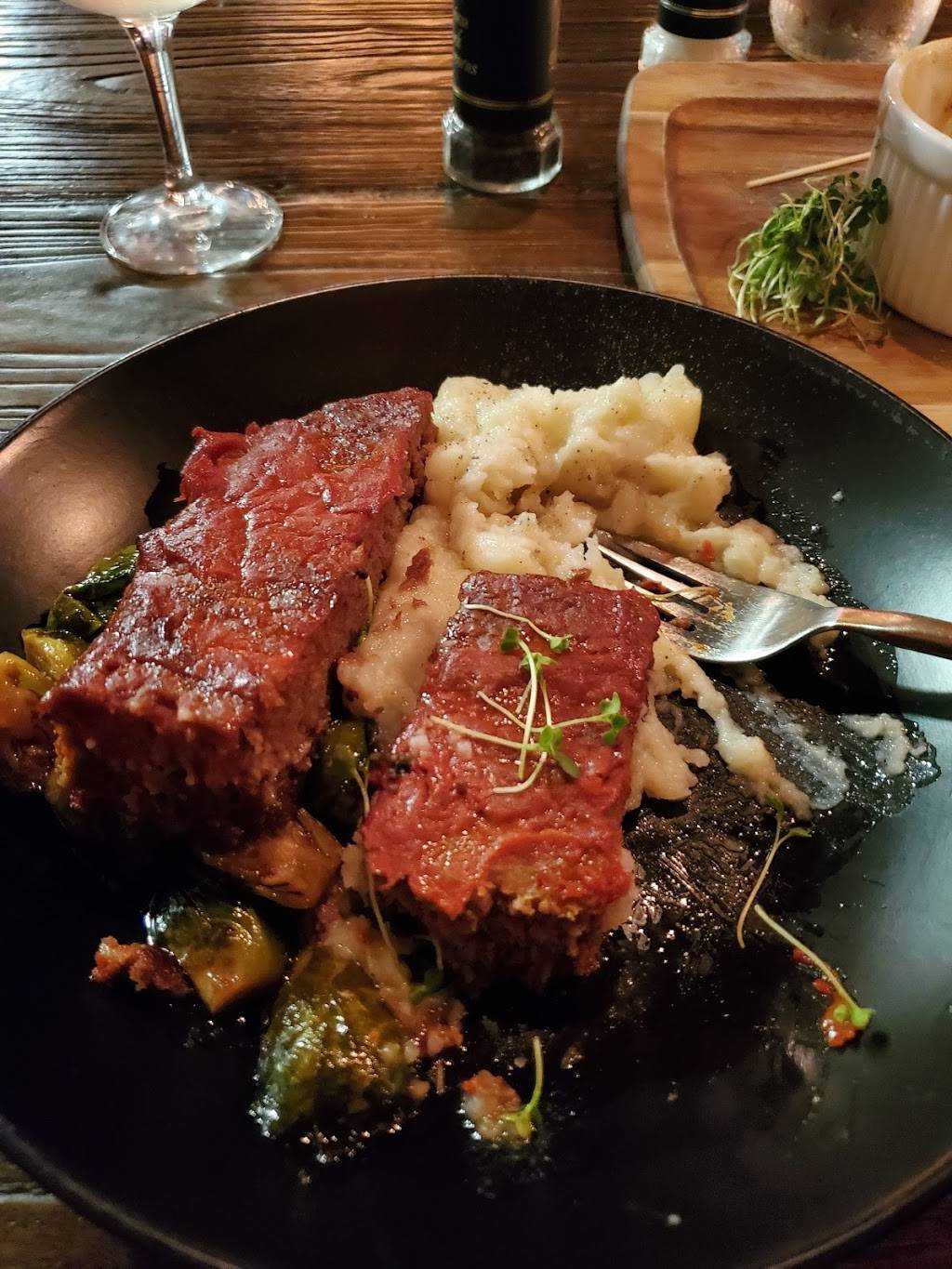 Brick & Barrel | restaurant | 748 Park Ave, Lake Park, FL 33403, USA | 5616230916 OR +1 561-623-0916