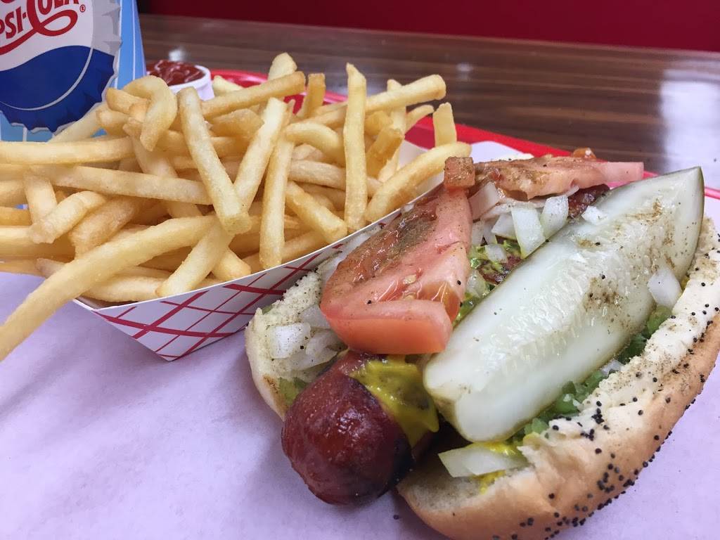 Wolfys | restaurant | 2734 W Peterson Ave, Chicago, IL 60659, USA | 7737430207 OR +1 773-743-0207