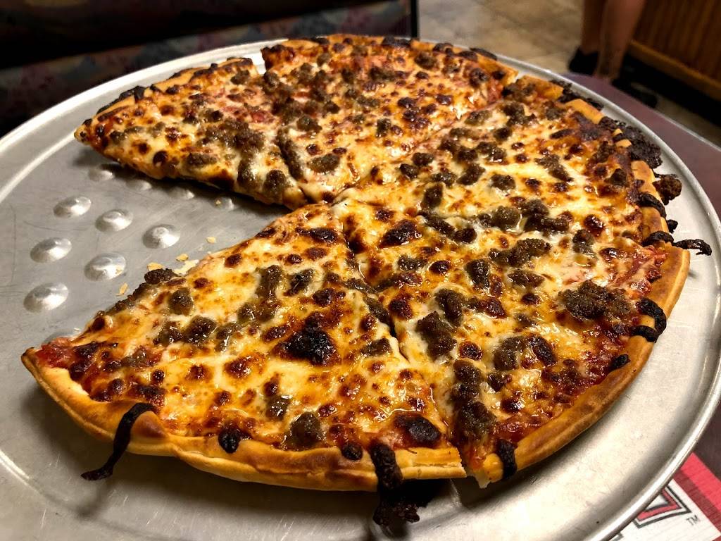 Jims Razorback Pizza | restaurant | 3501 Old Greenwood Rd Ste #17, Fort Smith, AR 72903, USA | 4794343455 OR +1 479-434-3455