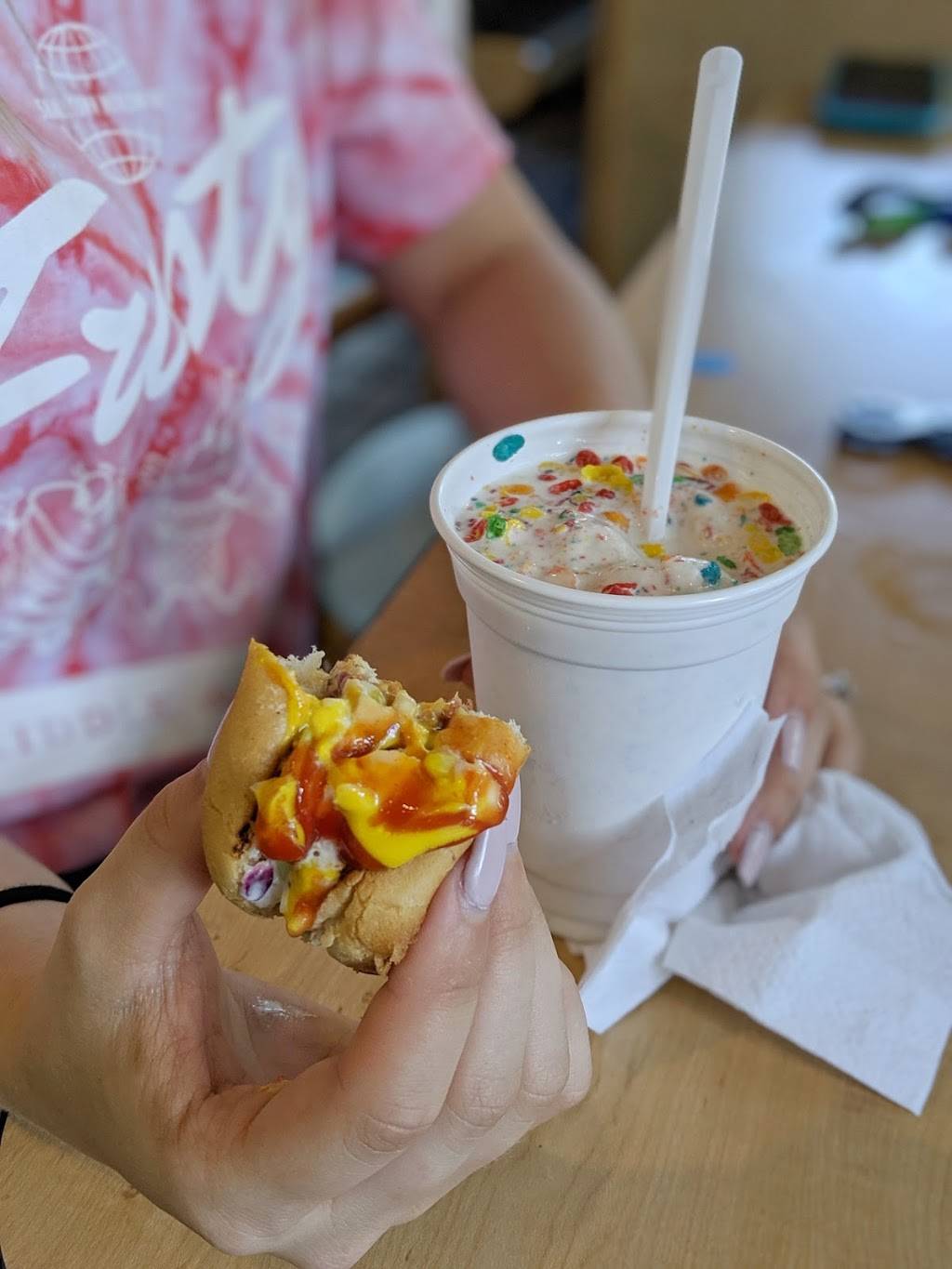 Frosty’s Griddle and Shake | restaurant | 501 Mallery St, St Simons, GA 31522, USA | 9124349509 OR +1 912-434-9509