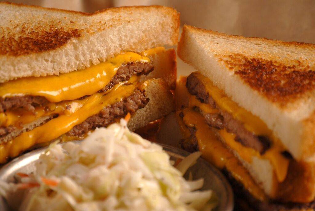 The Crow | restaurant | 100 3rd St S, La Crosse, WI 54601, USA | 6085195400 OR +1 608-519-5400