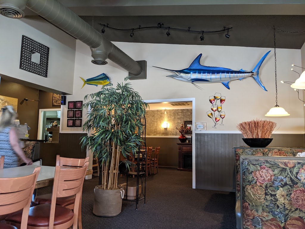 Cinola Restaurant & Lounge | restaurant | 14712 N Newport Hwy, Mead, WA 99021, USA | 5094670502 OR +1 509-467-0502