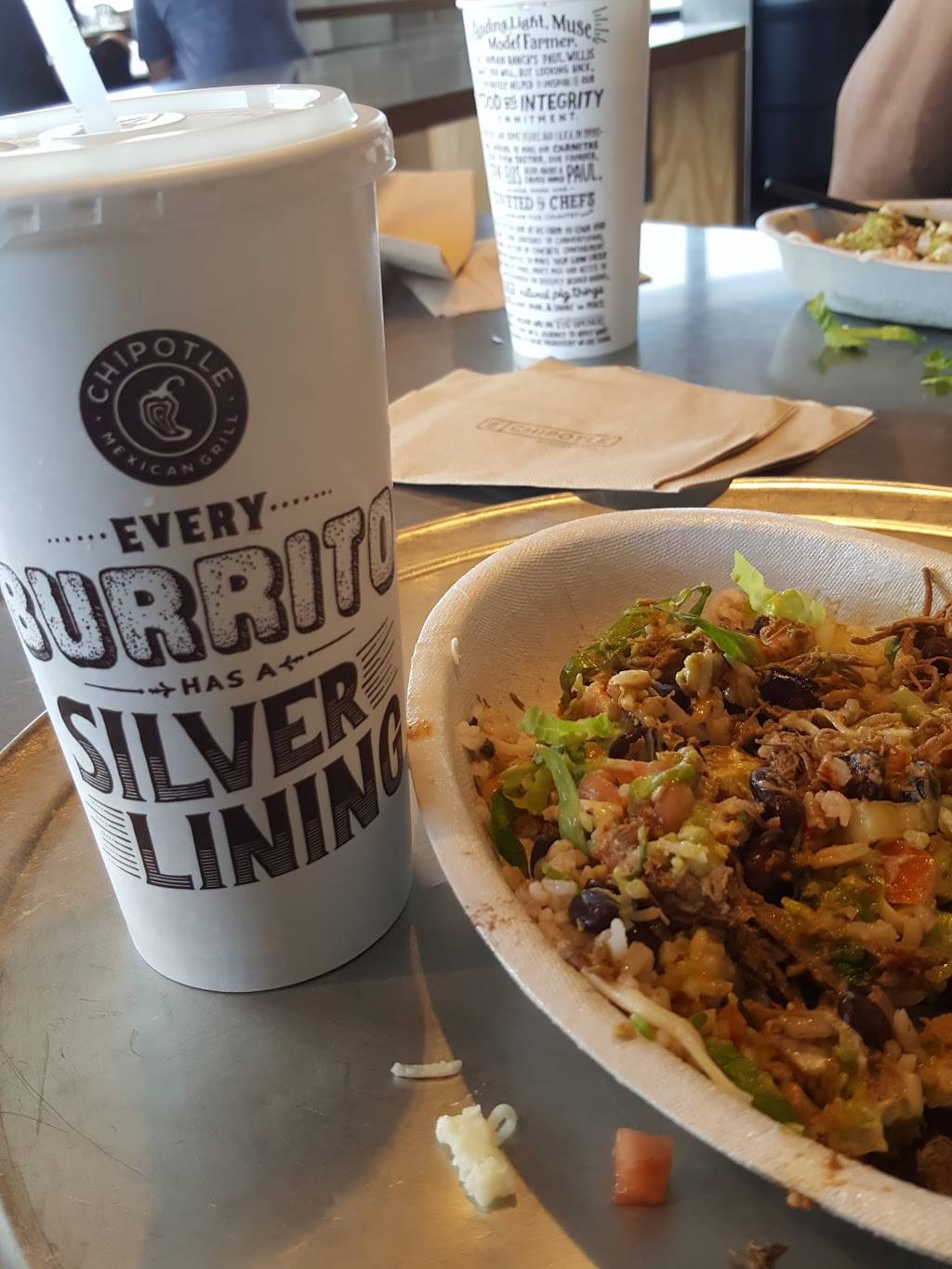 Chipotle Mexican Grill | restaurant | 5553 Mahoning Ave, Austintown, OH 44515, USA | 3303184930 OR +1 330-318-4930