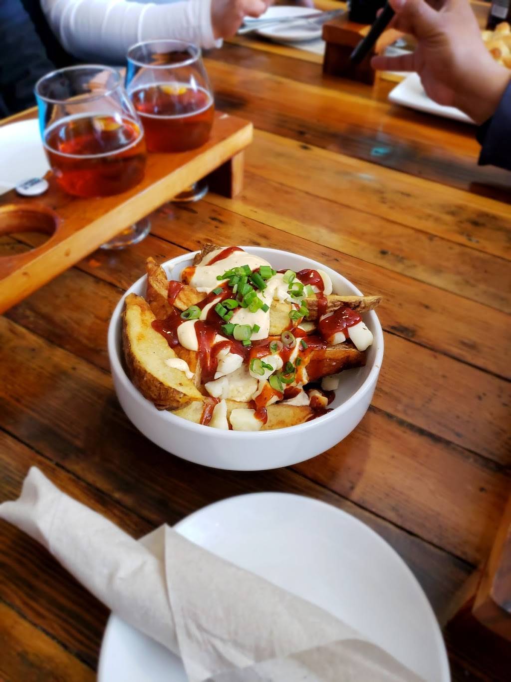 Fox N Hare Brewing Co. | restaurant | 46 Front St, Port Jervis, NY 12771, USA | 8456720100 OR +1 845-672-0100