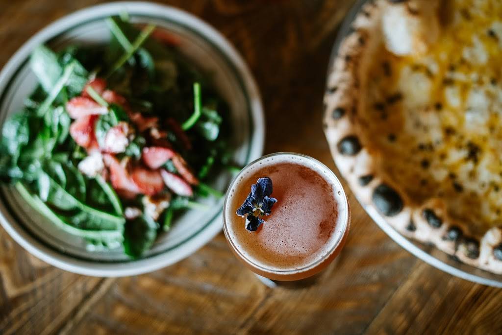 Paulie Gees Hampden | restaurant | 3535 Chestnut Ave, Baltimore, MD 21211, USA | 4108891048 OR +1 410-889-1048