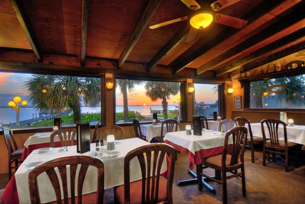 Cafe Coconut Cove | restaurant | S, 4210 S Hwy A1A, Melbourne Beach, FL 32951, USA | 3217273133 OR +1 321-727-3133
