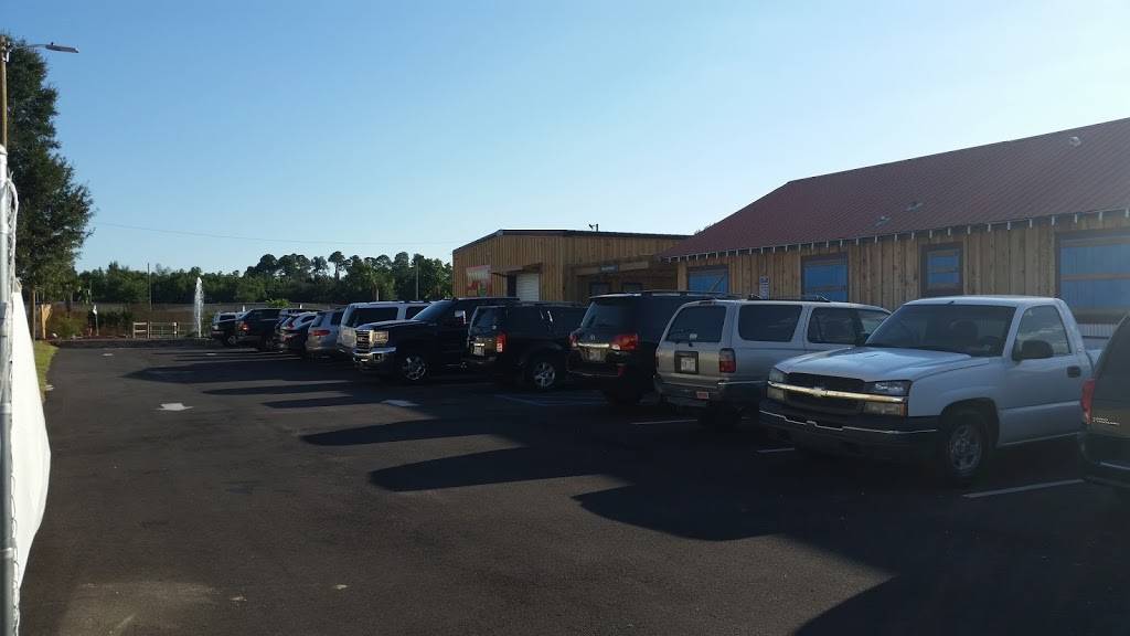 Bananas Mini Golf & Arcade | restaurant | 2251 E Pass Rd, Gulfport, MS 39507, USA | 2282063015 OR +1 228-206-3015