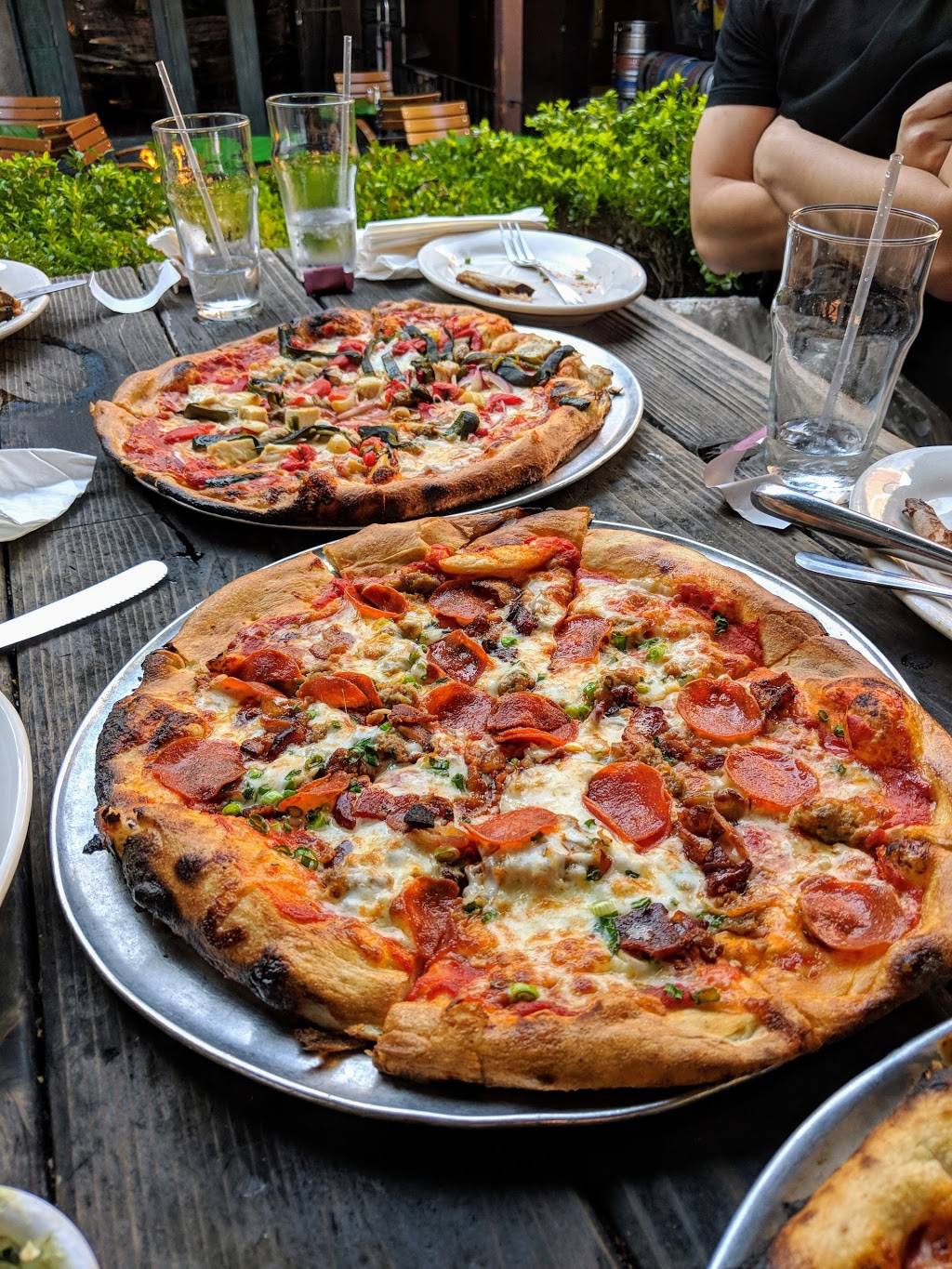 Jupiter | restaurant | 2181 Shattuck Ave, Berkeley, CA 94704, USA | 5108438277 OR +1 510-843-8277