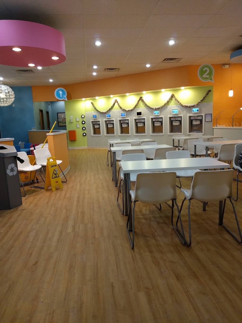 Bloop Frozen Yogurt | restaurant | 6333 Kalamazoo Ave SE, Grand Rapids, MI 49508, USA | 6168035630 OR +1 616-803-5630