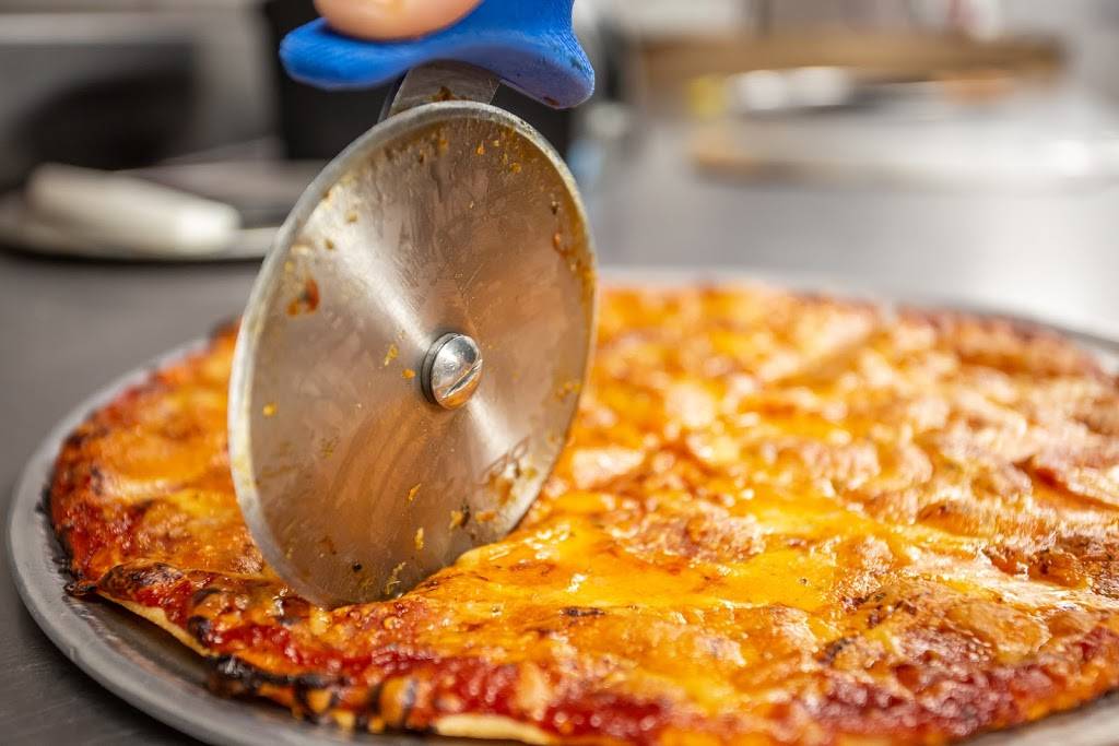 Imos Pizza | meal delivery | 3222 Morganford Rd, St. Louis, MO 63116, USA | 3147731977 OR +1 314-773-1977