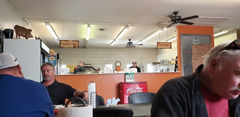 Big JTs BBQ | restaurant | 300 Hope Ave, Columbus, IN 47201, USA | 8127996282 OR +1 812-799-6282