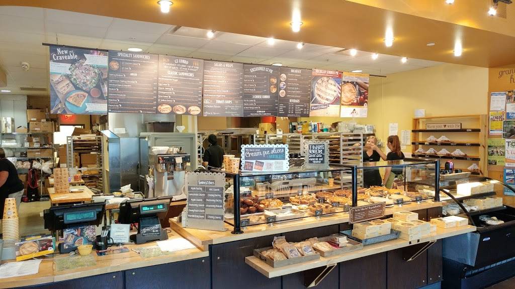 Grand Traverse Pie Company | restaurant | 101 N Park St, Traverse City, MI 49684, USA | 2319333972 OR +1 231-933-3972