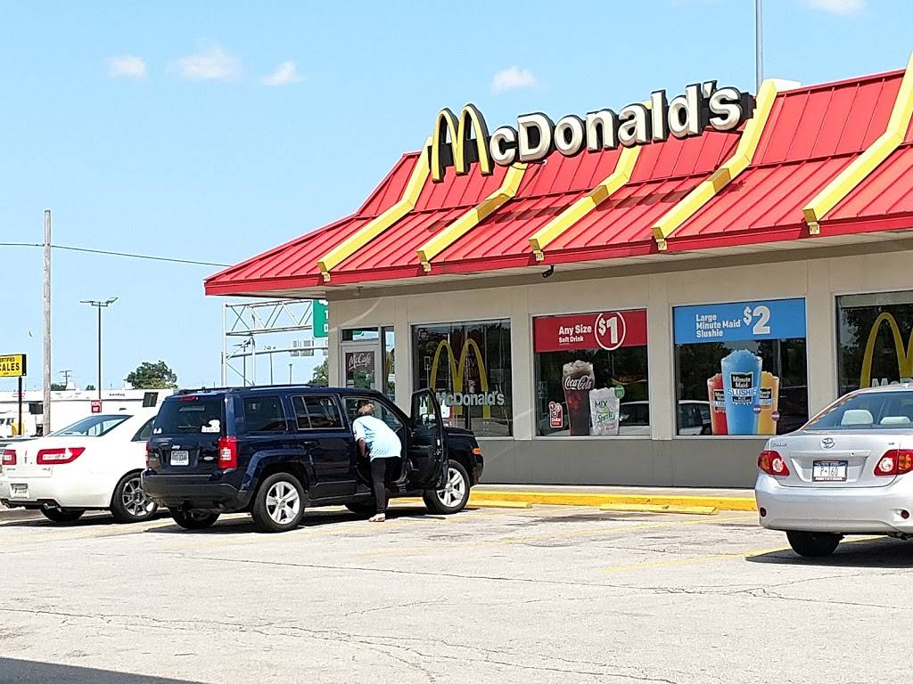 McDonalds | cafe | 3430 Libbey Rd, Perrysburg, OH 43551, USA | 4198376300 OR +1 419-837-6300