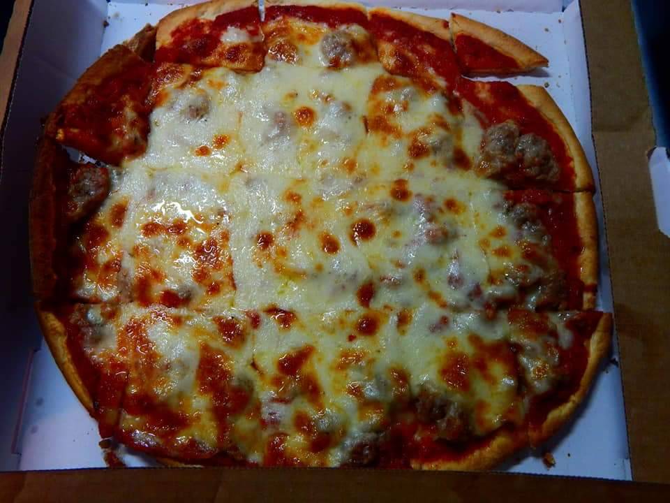 Congress Pizzeria | restaurant | 5925 W Diversey Ave, Chicago, IL 60639, USA | 7737453800 OR +1 773-745-3800