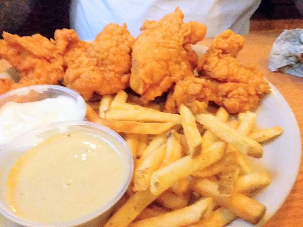 Tullys Good Times Fairmount | restaurant | Fairmount Fair, 3355 W Genesee St, Syracuse, NY 13219, USA | 3154889322 OR +1 315-488-9322