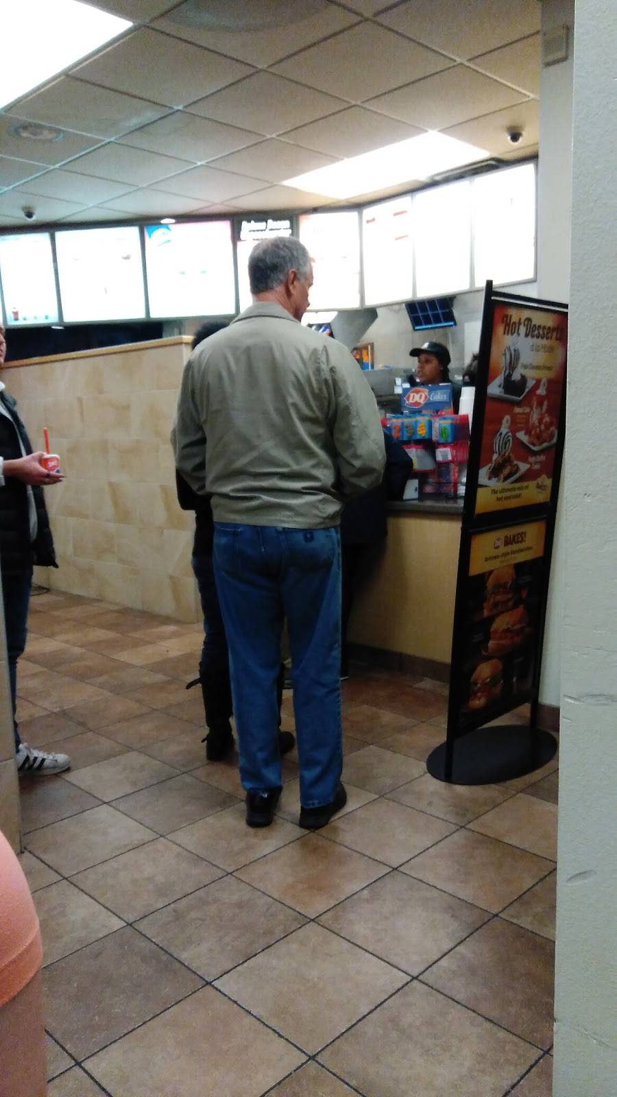 Dairy Queen Grill & Chill | restaurant | 5200 Division St, Evansville, IN 47715, USA | 8124770034 OR +1 812-477-0034