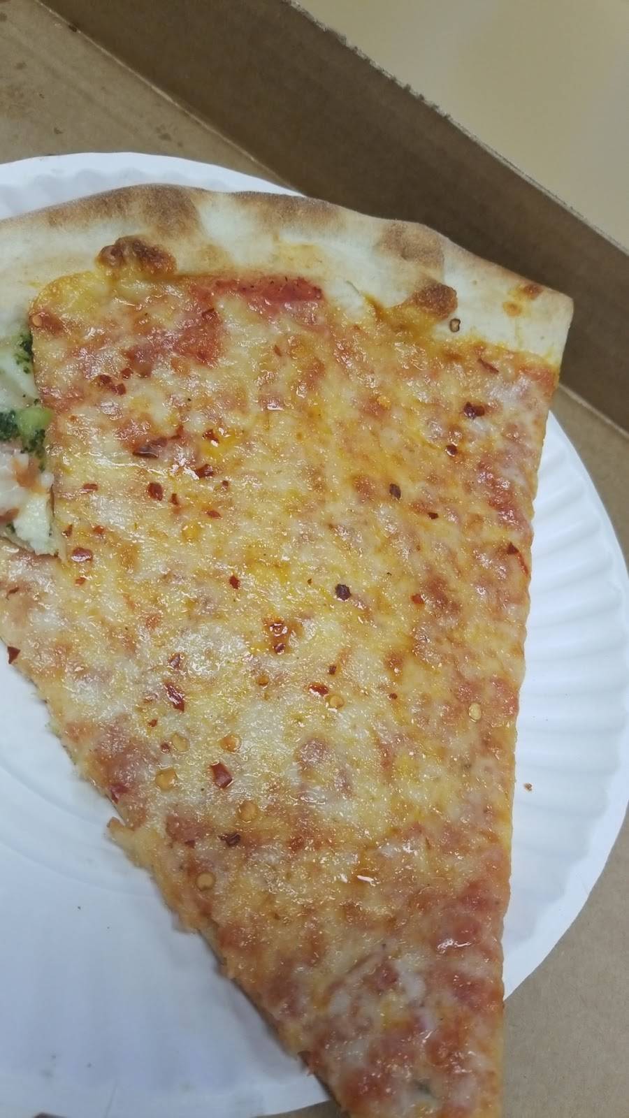 Guidos Pizza | restaurant | 513 Market St, Camden, NJ 08102, USA | 8563380444 OR +1 856-338-0444