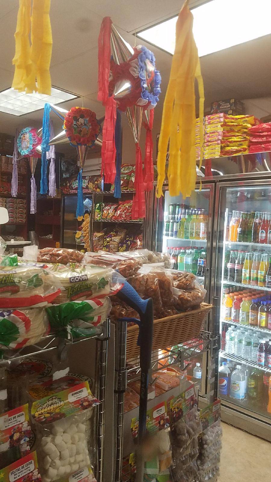 Aguilar’s Mexican Grocery | restaurant | 1060 Morris Park Ave, Bronx, NY 10461, USA | 3472744288 OR +1 347-274-4288