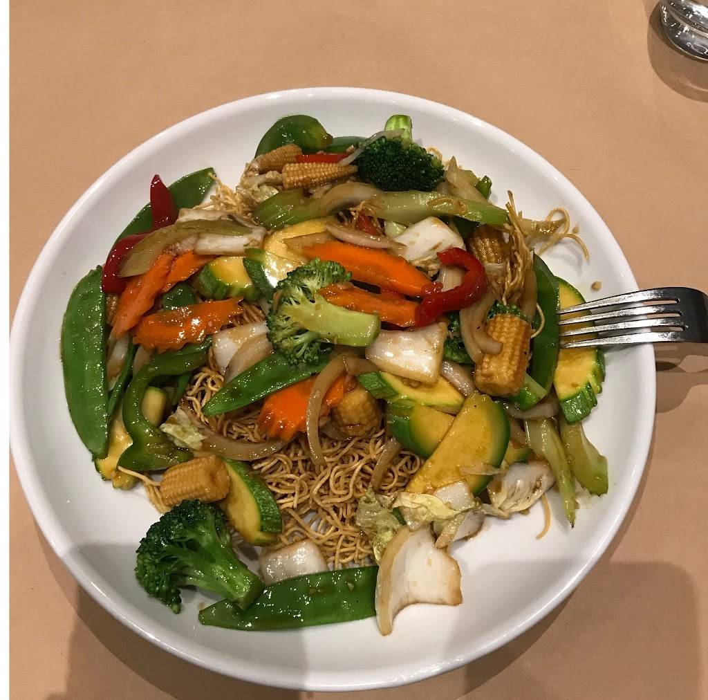 Restaurant Lotus dAsie | restaurant | 4765 Boulevard Dagenais O, Laval, QC H7R 1L7, Canada | 5799798880 OR +1 579-979-8880