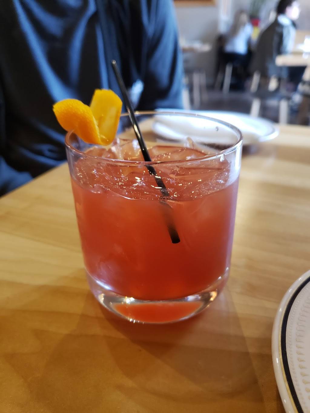 El Lugar | restaurant | 525 S 4th St, Columbus, OH 43206, USA | 6146707195 OR +1 614-670-7195